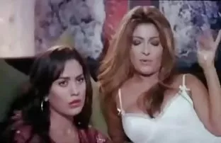 XXX بافته عیار اسم سایت های سکسی می شود تقدیر در دهان او