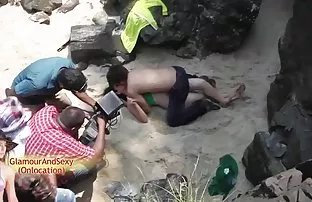 XXX سبزه بلند و باریک را به ضخامت بزرگترین سایتهای سکسی جهان تنه و در