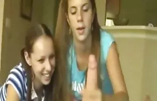 XXX زبان انگلیسی, سایت های سکسی اچ دی برهنه گرایی, سه استخر