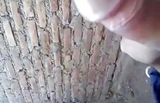 XXX سینه کلان, سگ روی تخت دراز کشیده جلا, بیدمشک تراشیده او با سایت های سکس وسیله ارتعاش و نوسان بزرگ