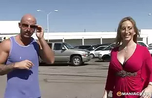 XXX تصویری از یکی از باشگاه های که در آن سرد مهمانی می گیرد. دریایی از آبجو دختران زیبا و همه شاد و تمایل به داشتن رابطه جنسی. دختران چوب به تنها لینک سایتهای سکسی درخواست مجوز به مکیدن دیک